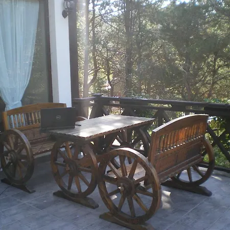 Pigasos Guest house Tsigov Chark